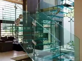 夾膠玻璃樓梯